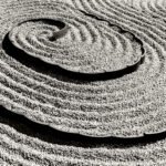 Black and white photograph by Bernard Donjean that shows the Honryutei garden, a mineral zen garden within the confines of the Enkō-ji temple in Kyoto (name of the photograph : Mineral Zen Garden)